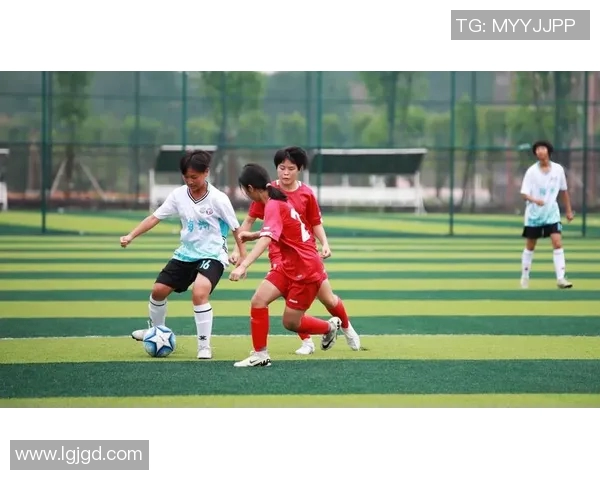 探索pp足球的魅力与激情，带你领略足球世界的无限可能与精彩瞬间