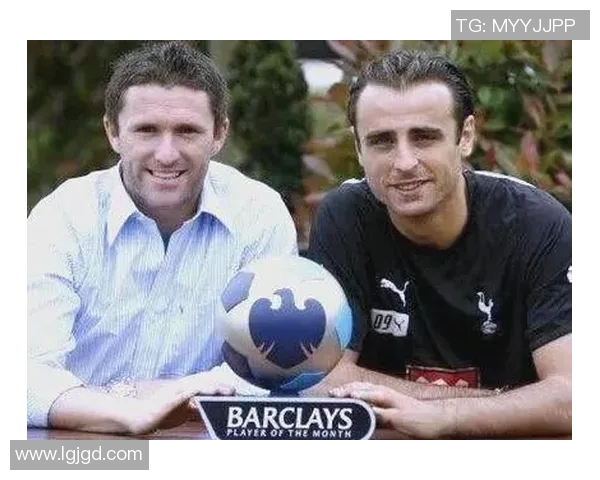 美式足球明星的传奇之路与辉煌成就探索